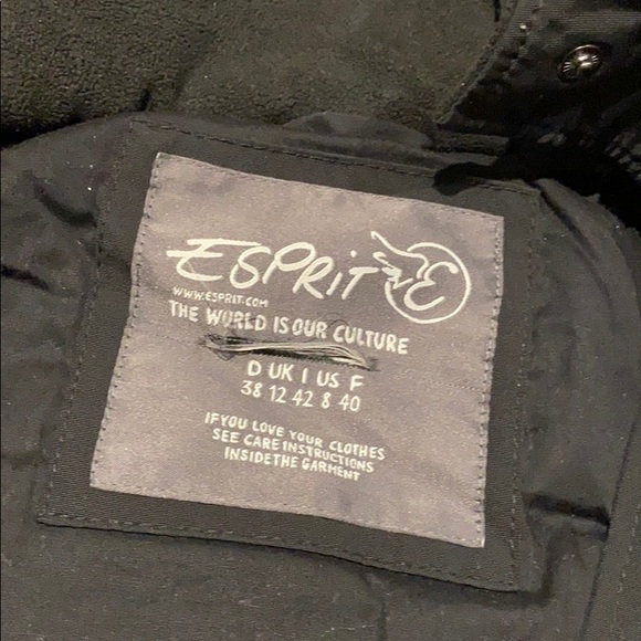 Esprit coat - Picture 5 of 13
